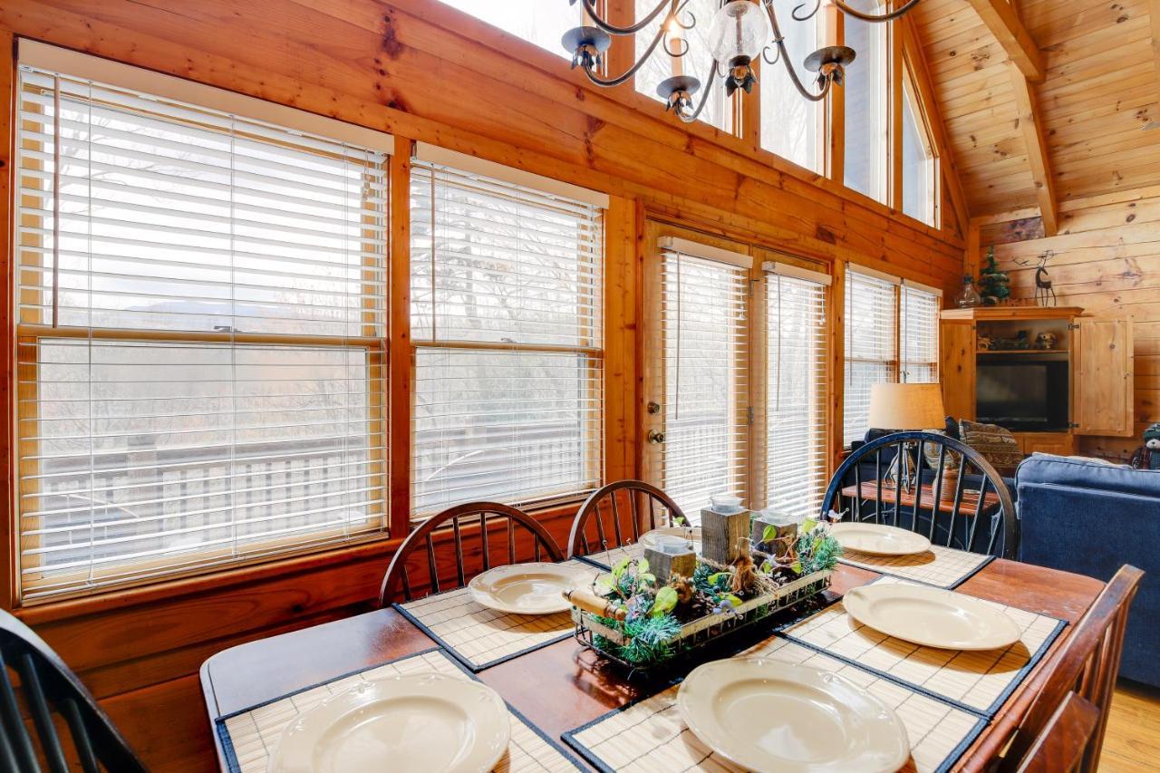 Smoky Mountains Cabin With Hot Tub, Deck And Views! Sevierville Ngoại thất bức ảnh
