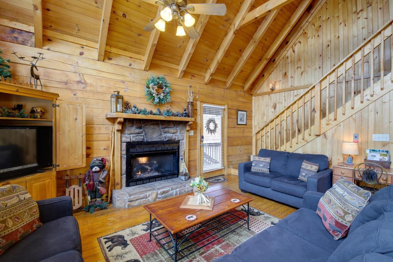 Smoky Mountains Cabin With Hot Tub, Deck And Views! Sevierville Ngoại thất bức ảnh