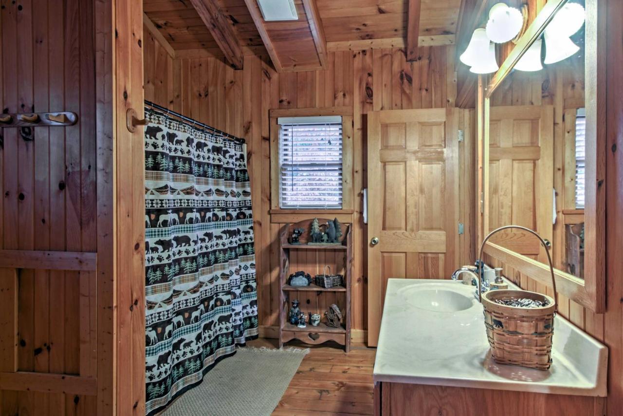 Smoky Mountains Cabin With Hot Tub, Deck And Views! Sevierville Ngoại thất bức ảnh